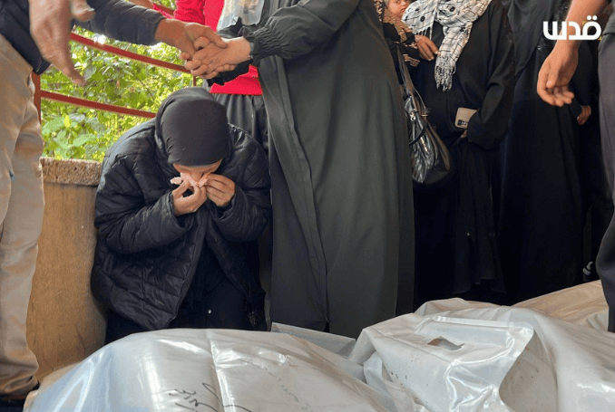 Families in Gaza bid farewell to their beloved ones, killed by Israel. (Photo: VIA QNN)